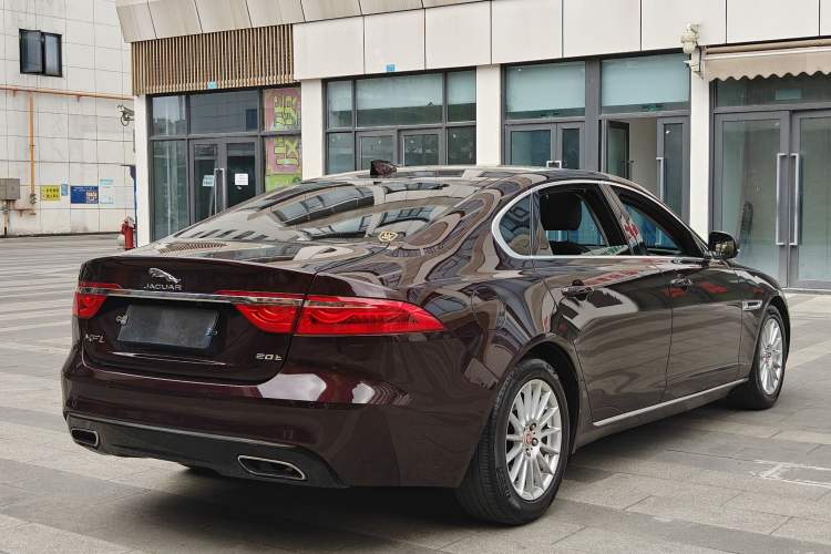 Used Jaguar XFL 2017 XFL 2.0T 200PS Windflower Edition Exterior 6