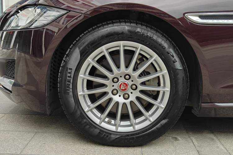 Used Jaguar XFL 2017 XFL 2.0T 200PS Windflower Edition Exterior 7