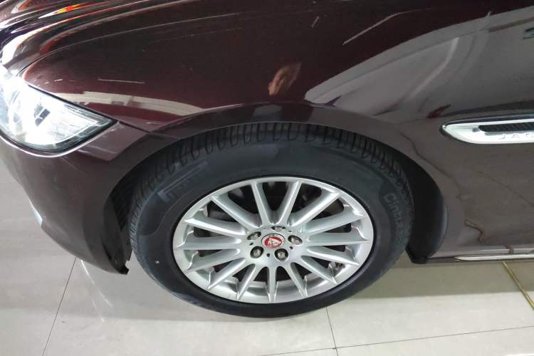 Used Jaguar XFL 2017 XFL 2.0T 200PS Luxury Edition Exterior 7