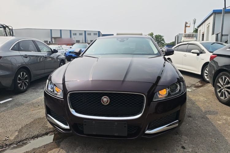 Used Jaguar XFL 2017 XFL 2.0T 200PS Luxury Edition Front