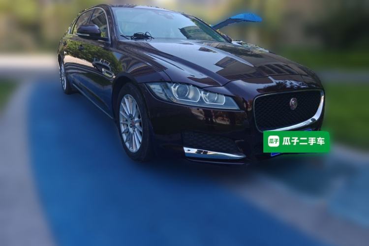 Used Jaguar XFL 2017 XFL 2.0T 200PS Elite Edition Front Right 45 Deg