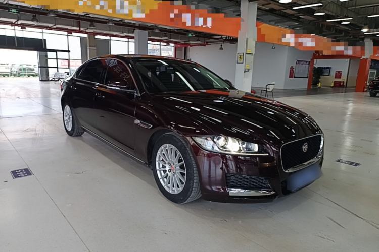 Used Jaguar XFL 2017 XFL 2.0T 200PS Elite Edition Front Right 45 Deg