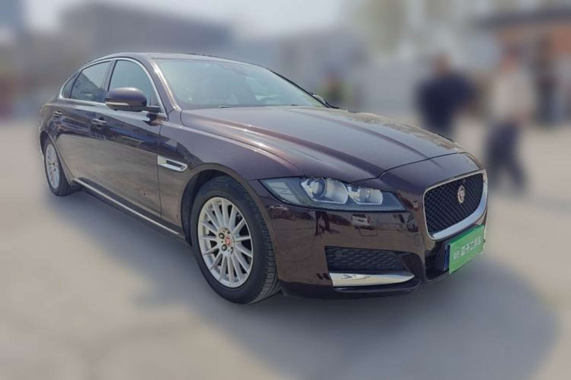 Used Jaguar XFL 2017 XFL 2.0T 200PS Windflower Edition Front Right 45 Deg