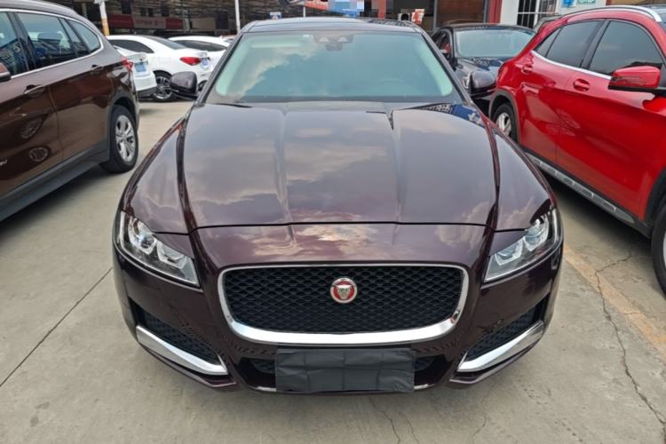Used Jaguar XFL 2017 XFL 2.0T 200PS Windflower Edition Front