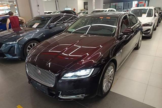 Used Jaguar XFL 2017 XFL 3.0 SC 340 PS Premium Edition