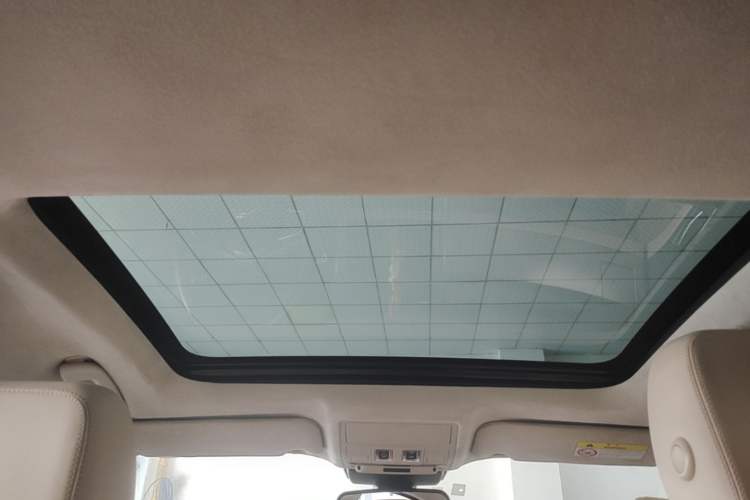 Used Jaguar XFL 2017 XFL 2.0T 200PS Luxury Edition Headliner
