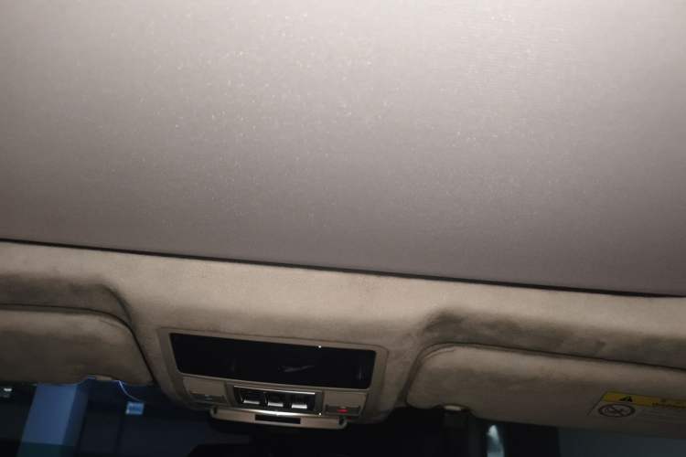 Used Jaguar XFL 2017 XFL 2.0T 240PS Luxury Edition Headliner