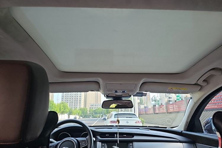 Used Jaguar XFL 2017 XFL 2.0T 240PS Luxury Edition Headliner