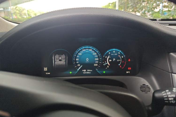Used Jaguar XFL 2017 XFL 2.0T 240PS Premium Edition Instrument Cluster