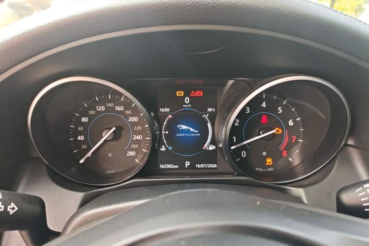 Used Jaguar XFL 2017 XFL 2.0T 200PS Elite Edition Instrument Cluster
