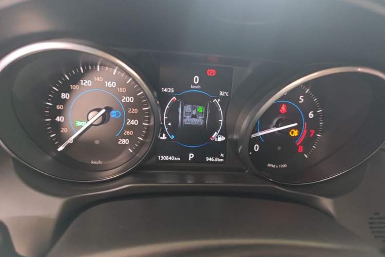Used Jaguar XFL 2017 XFL 2.0T 200PS Luxury Edition Instrument Cluster
