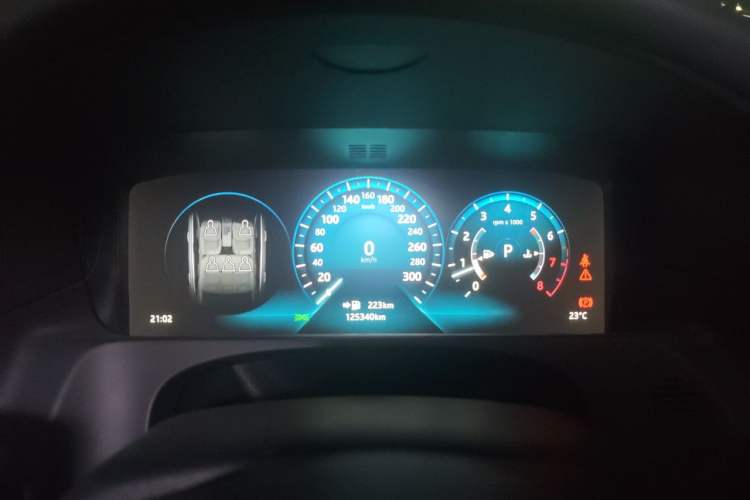 Used Jaguar XFL 2017 XFL 2.0T 240PS Premium Edition Instrument Cluster