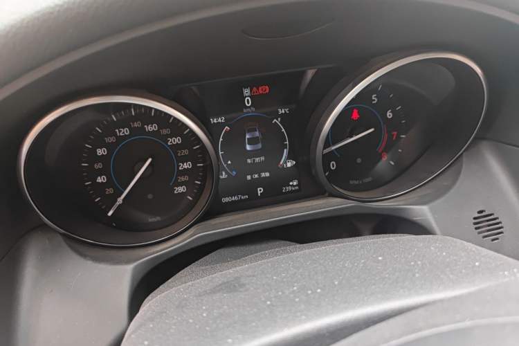 Used Jaguar XFL 2017 XFL 2.0T 200PS Luxury Edition Instrument Cluster
