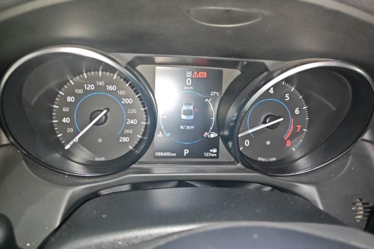 Used Jaguar XFL 2017 XFL 2.0T 240PS Luxury Edition Instrument Cluster