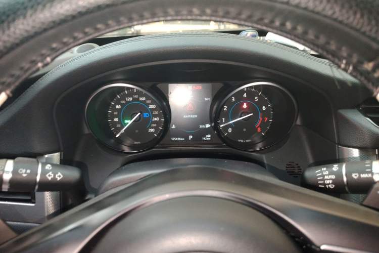 Used Jaguar XFL 2017 XFL 2.0T 200PS Windflower Edition Instrument Cluster
