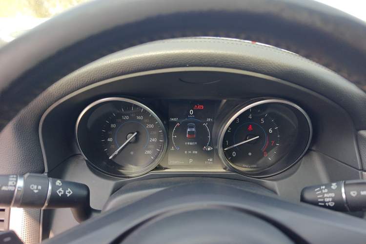 Used Jaguar XFL 2017 XFL 2.0T 200PS Windflower Edition Instrument Cluster