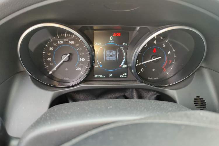Used Jaguar XFL 2017 XFL 2.0T 240PS Luxury Edition Instrument Cluster
