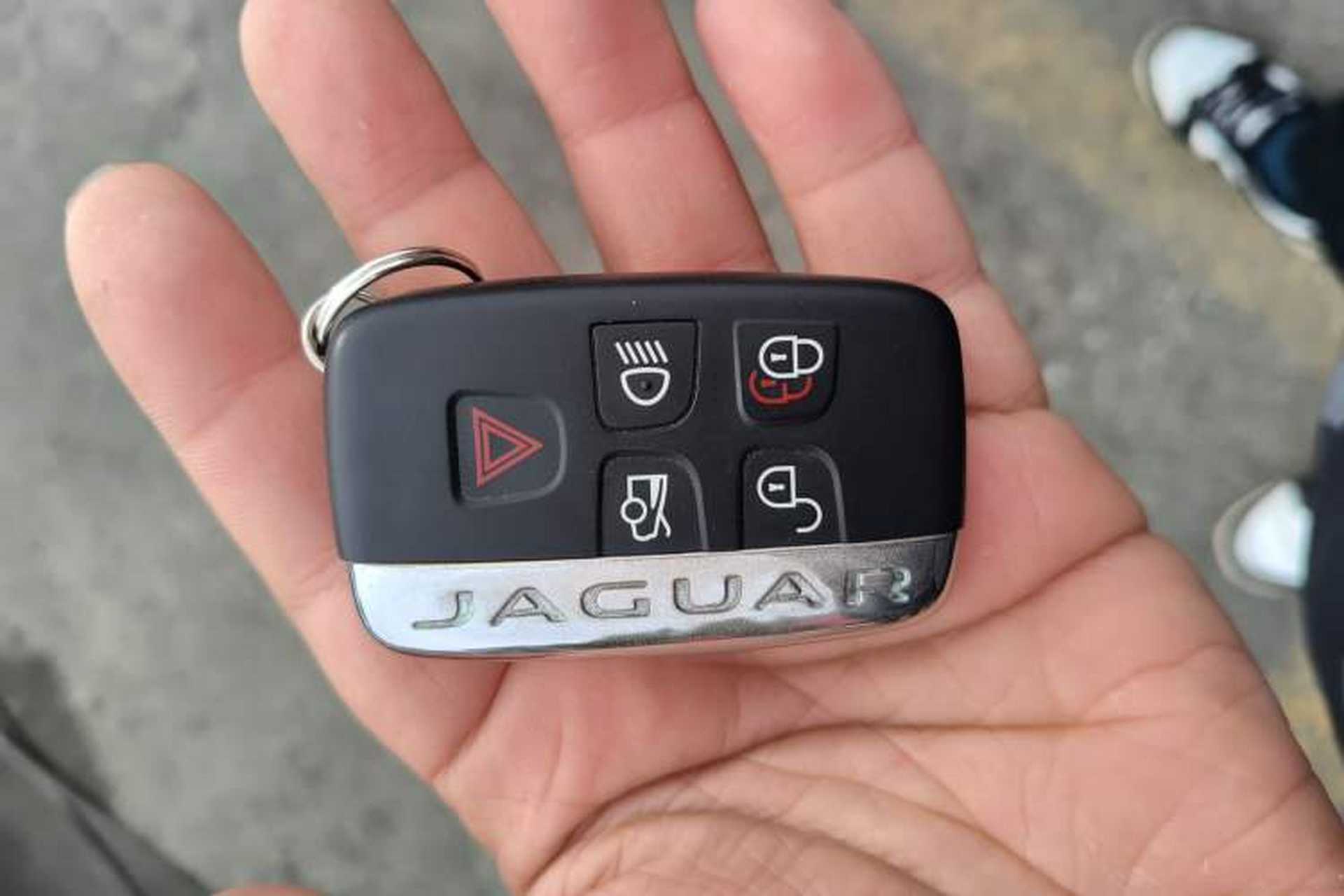 Used Jaguar XFL 2017 XFL 2.0T 240PS Premium Edition Interior 1