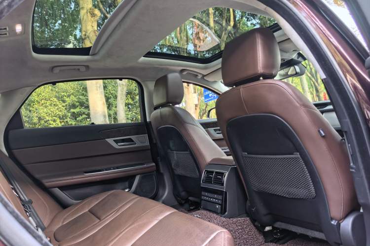 Used Jaguar XFL 2017 XFL 2.0T 240PS Luxury Edition Interior 8