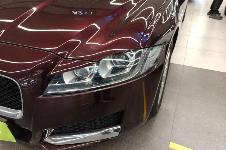 Used Jaguar XFL 2017 XFL 2.0T 240PS Luxury Edition Left Front Headlight