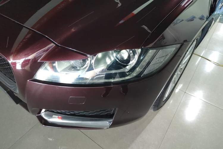 Used Jaguar XFL 2017 XFL 2.0T 200PS Luxury Edition Left Front Headlight