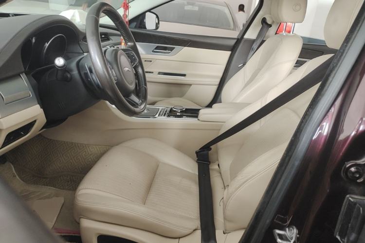 Used Jaguar XFL 2017 XFL 2.0T 200PS Luxury Edition Left Front Seat