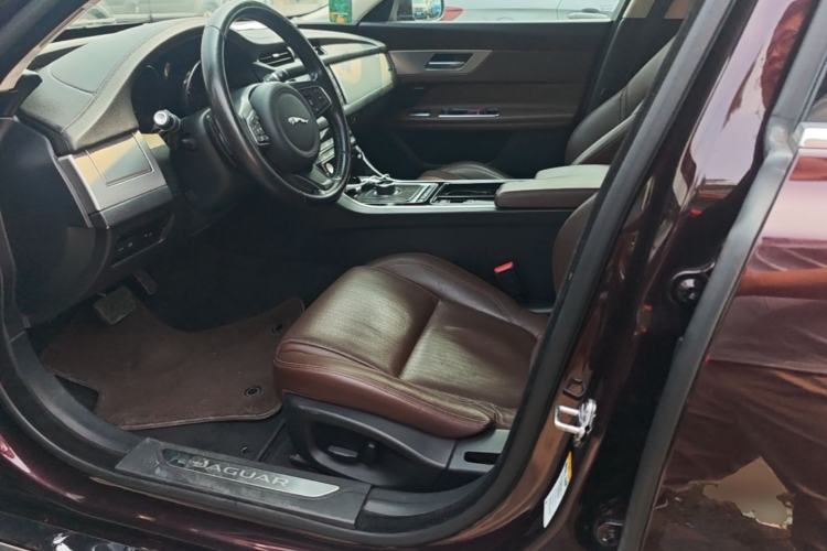 Used Jaguar XFL 2017 XFL 2.0T 200PS Luxury Edition Left Front Seat