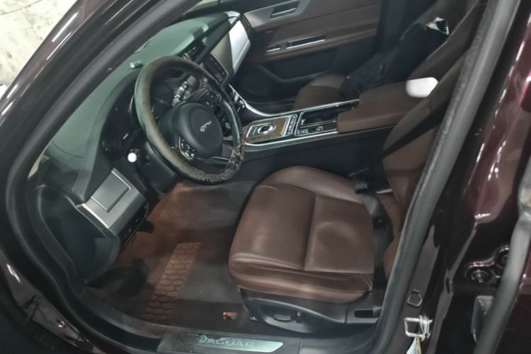 Used Jaguar XFL 2017 XFL 2.0T 240PS Luxury Edition Left Front Seat