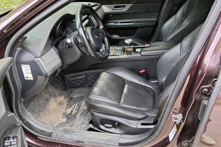 Used Jaguar XFL 2017 XFL 2.0T 240PS Luxury Edition Left Front Seat