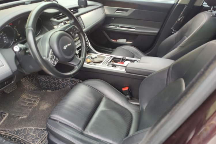 Used Jaguar XFL 2017 XFL 2.0T 240PS Luxury Edition Left Front Seat