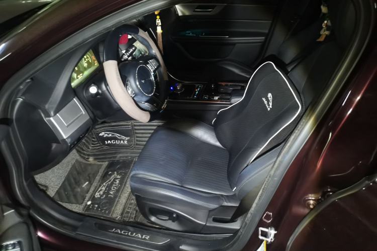 Used Jaguar XFL 2017 XFL 2.0T 200PS Luxury Edition Left Front Seat