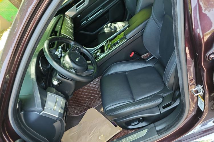 Used Jaguar XFL 2017 XFL 2.0T 200PS Windflower Edition Left Front Seat
