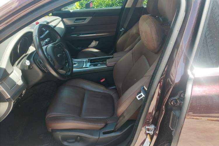 Used Jaguar XFL 2017 XFL 2.0T 240PS Luxury Edition Left Front Seat