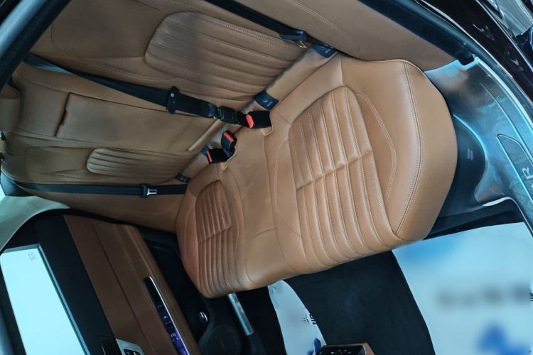 Used Jaguar XFL 2017 XFL 2.0T 240PS Luxury Edition Left Rear Seat