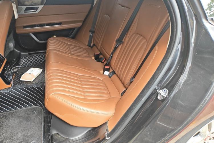 Used Jaguar XFL 2017 XFL 3.0 SC 340 PS Luxury Edition Left Rear Seat