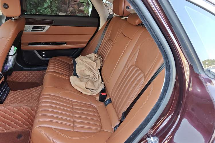 Used Jaguar XFL 2017 XFL 3.0 SC 340 PS Luxury Edition Left Rear Seat