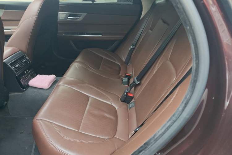 Used Jaguar XFL 2017 XFL 2.0T 240PS Premium Edition Left Rear Seat