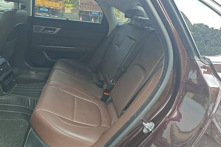 Used Jaguar XFL 2017 XFL 2.0T 200PS Luxury Edition Left Rear Seat