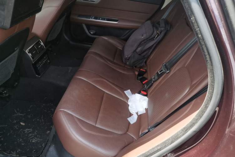 Used Jaguar XFL 2017 XFL 2.0T 200PS Luxury Edition Left Rear Seat