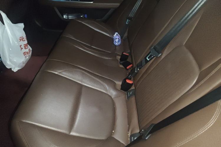 Used Jaguar XFL 2017 XFL 2.0T 240PS Luxury Edition Left Rear Seat