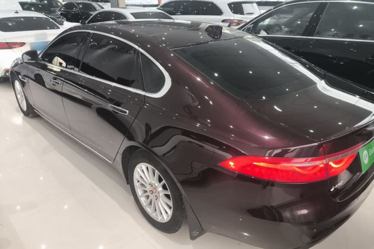 Used Jaguar XFL 2017 XFL 2.0T 200PS Luxury Edition Left Side