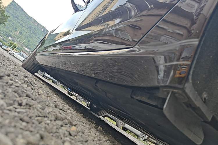 Used Jaguar XFL 2017 XFL 2.0T 200PS Luxury Edition Left Side Sill