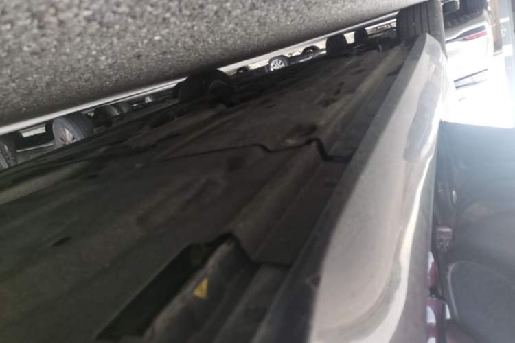 Used Jaguar XFL 2017 XFL 2.0T 200PS Luxury Edition Left Side Sill
