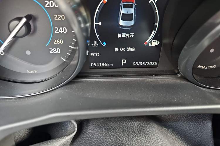 Used Jaguar XFL 2017 XFL 2.0T 240PS Luxury Edition Odometer Close Up