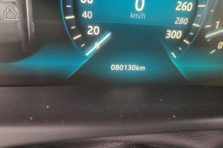 Used Jaguar XFL 2017 XFL 2.0T 240PS Luxury Edition Odometer Close Up