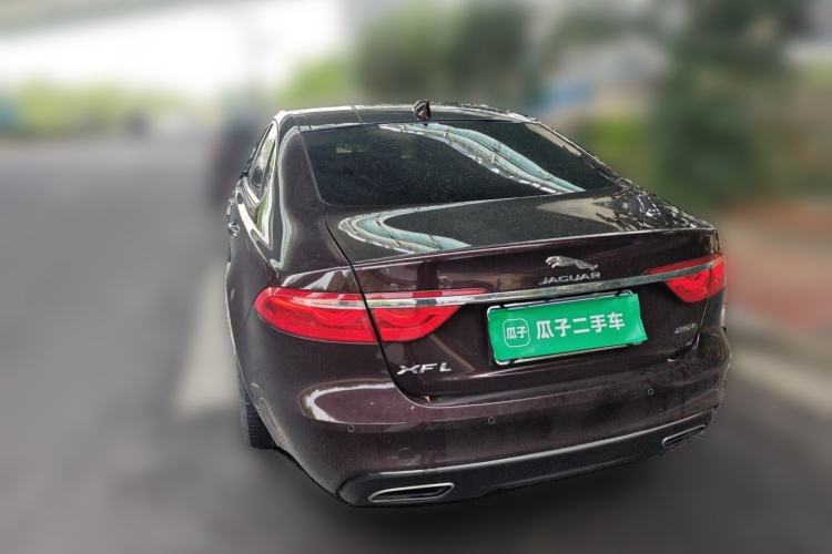 Used Jaguar XFL 2017 XFL 2.0T 240PS Premium Edition Rear Left 45 Deg