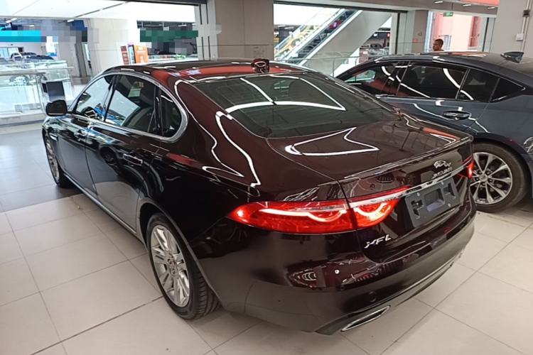 Used Jaguar XFL 2017 XFL 3.0 SC 340 PS Premium Edition Rear Left 45 Deg