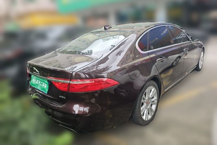 Used Jaguar XFL 2017 XFL 2.0T 240PS Premium Edition Rear Right 45 Deg