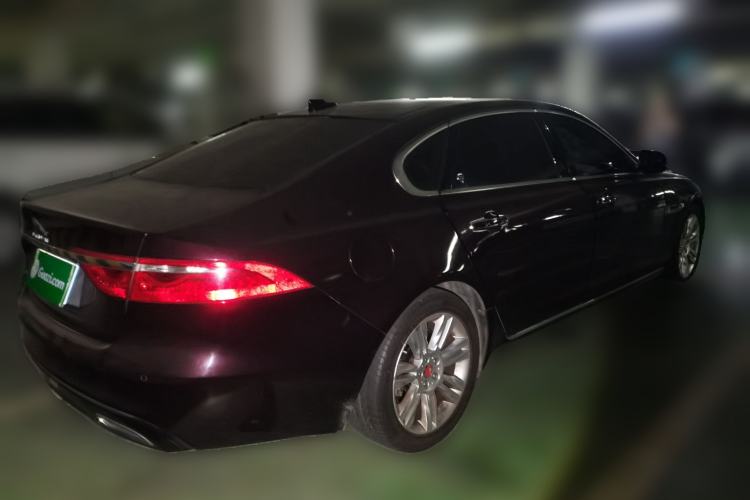 Used Jaguar XFL 2017 XFL 2.0T 200PS Luxury Edition Rear Right 45 Deg