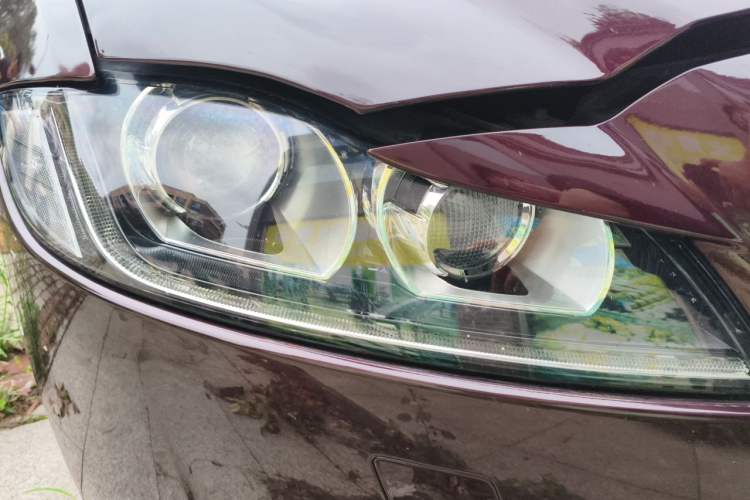 Used Jaguar XFL 2017 XFL 2.0T 200PS Elite Edition Right Front Headlight